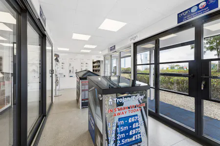 Unit 17, Aylesbury, Industrial / Trade Counter For Sale - 112514_17 Anglo Business Park(6).jpg