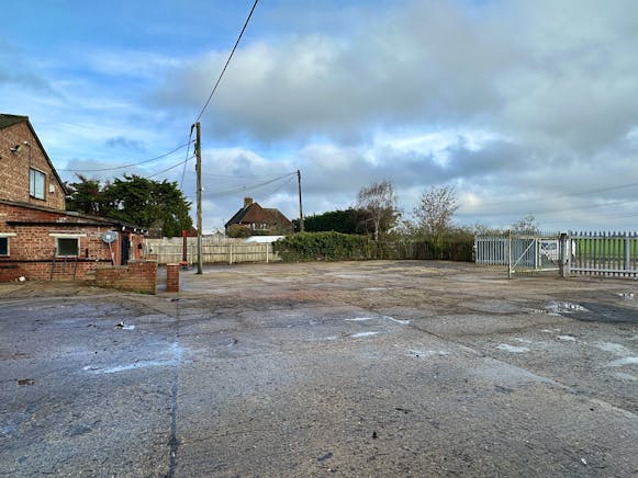 Unit 1, Hillcrest, Stevenage Road, Ashbrook, Hitchin, Office To Let - IMG_5156.JPG