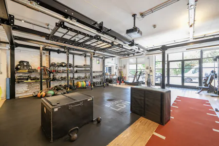 Queens Studios, Queens Park, Retail To Let - 1476866-1-6a294a8d1a78c.jpg