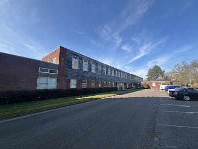 Brookside House, Stone, Office To Let - Business Centre