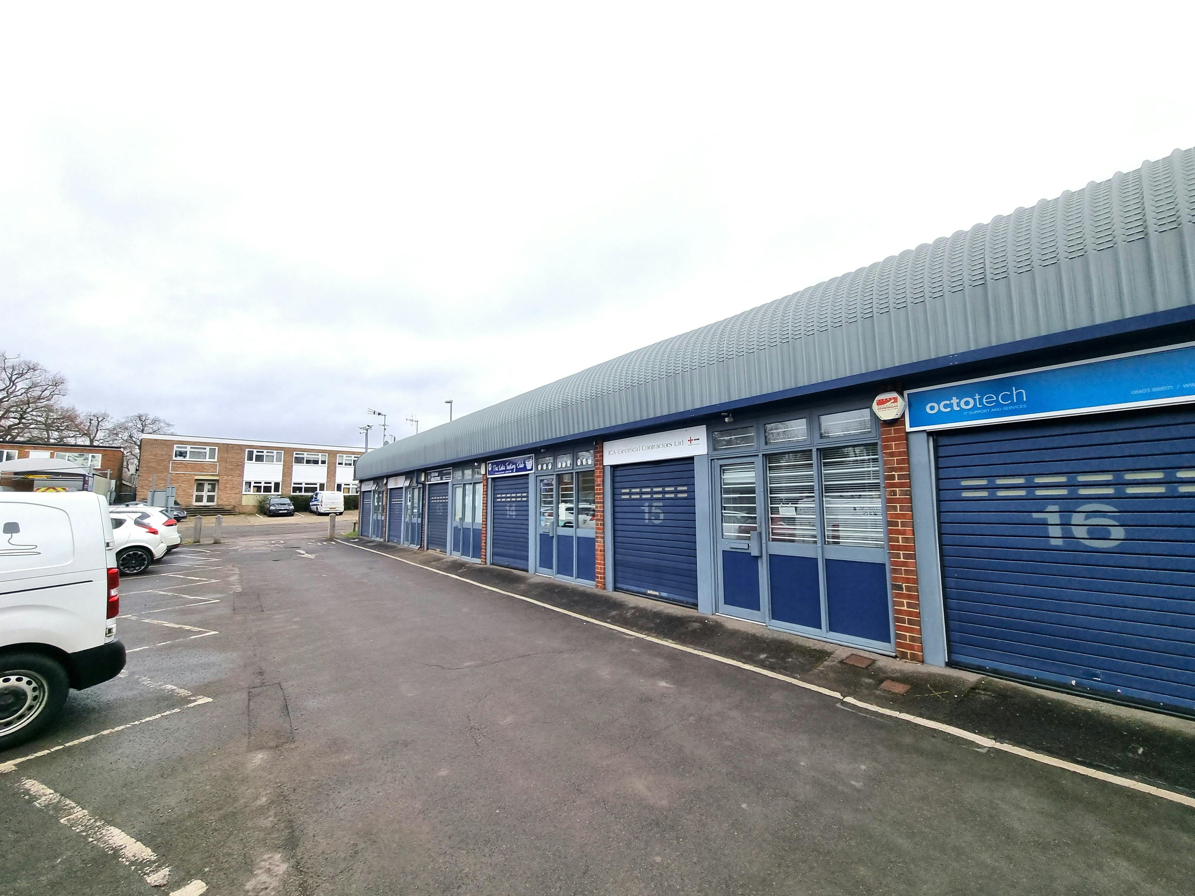 Blatchford Close Units, Horsham, Industrial To Let - 20230217_101259.jpg