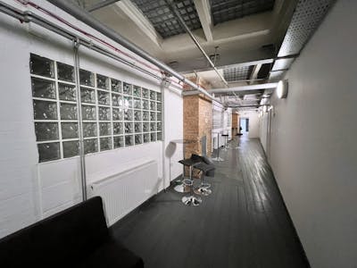 1st Floor, London, Office To Let - IMG_7493.jpg