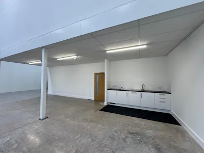 Unit 6 Aylesbury Enterprise Park, Stocklake, Industrial / Trade Counter / Warehouse / Workshops To Let - 20260909_105911000_iOS.jpg