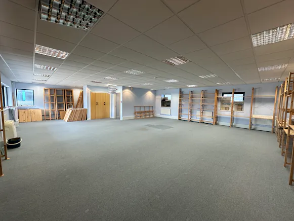 Unit 21 Oliver Business Park, Park Royal, Industrial / Offices To Let - 20260817_140231083_iOS.jpg