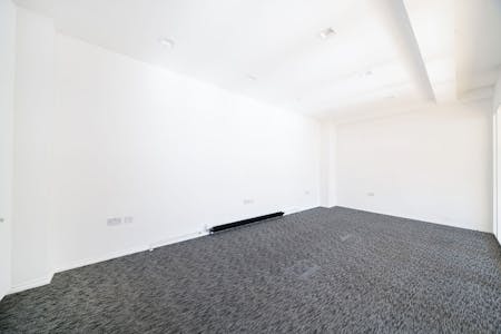 15 Canfield Place, London, Office To Let - DSC07284.jpg