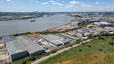 14 Easter Industrial Park, Rainham, Industrial For Sale - 05Unit_14_Easter_Industrial_Park_RM13.jpg