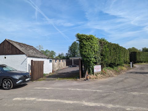 Yapton Lane, Arundel To Let - e8b66af6164d074f1435c8356725f7c3-pxl-20240510-092132132.jpg