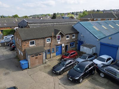 Holly Street Trading Estate, Latimer Road, Luton, Automotive / Factory / Industrial / Industrial/Logistics / Industrial / Manufacturing / Industrial (Multi Let Scheme) / Industrial Park / Industrial / Storage / Investment - Industrial / Motortrade / Industrial / Warehouse For Sale - Aerial_10.jpg