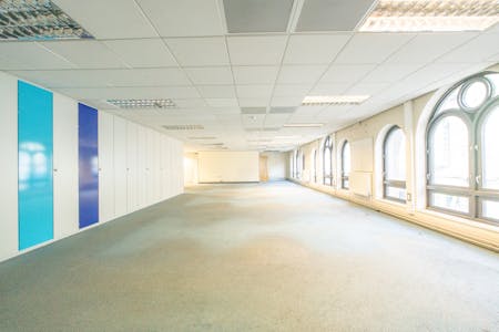 Sheridan House, Winchester, Investment / Office / Retail For Sale - DSC05759.jpg