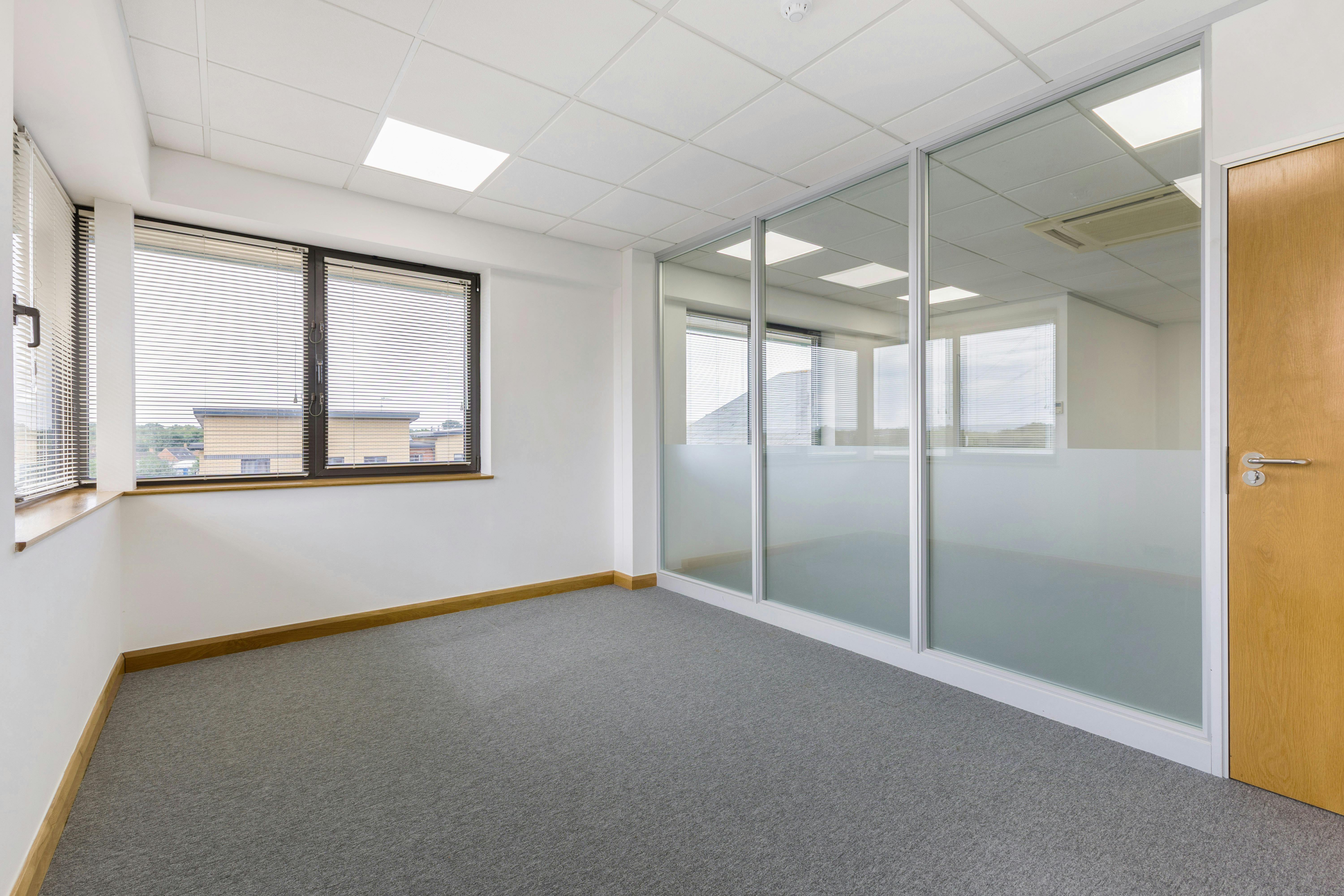 Unit 2, Bell Business Park, Aylesbury, Offices To Let - 96419_2BellBusinessParkSmeatonClose  38.jpg