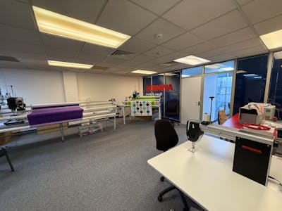 Unit 4, Redditch, Office / Showroom / Trade Counter To Let - IMG_6087.JPG
