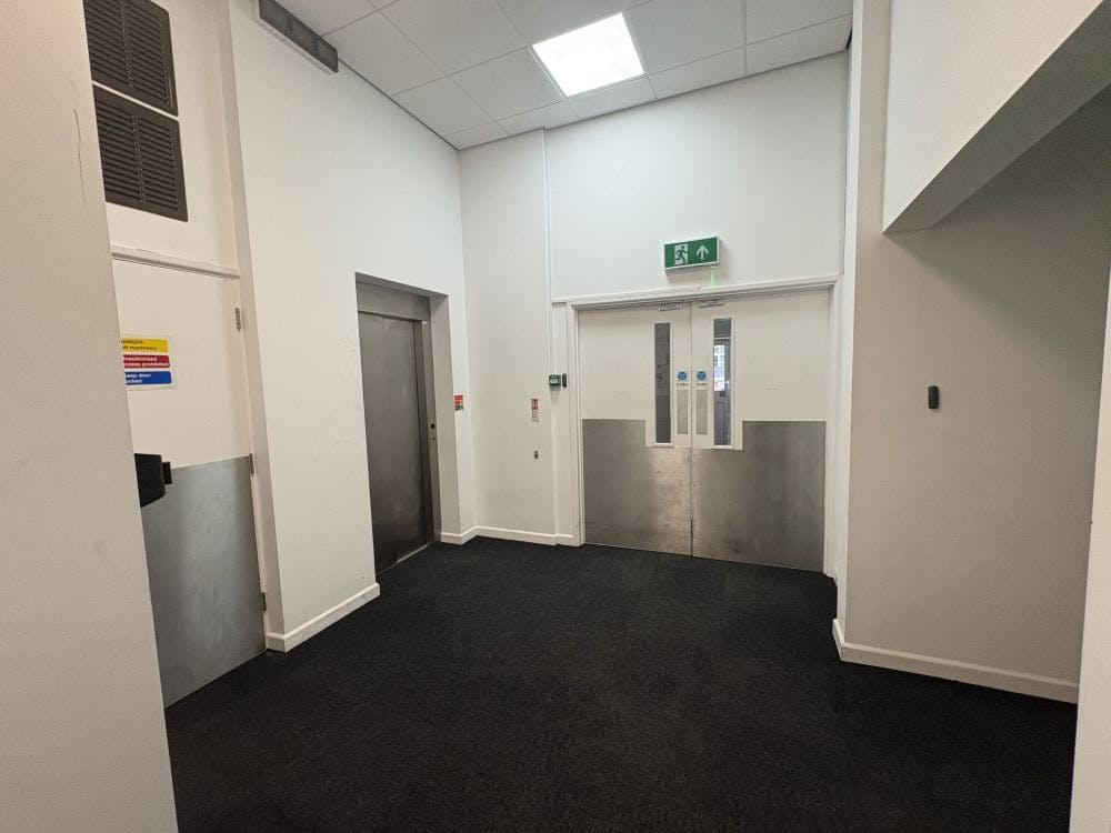 G201 G202 & g204 Cherwell Business Village, Banbury, Industrial / Office To Let - IMG_2081.jpg