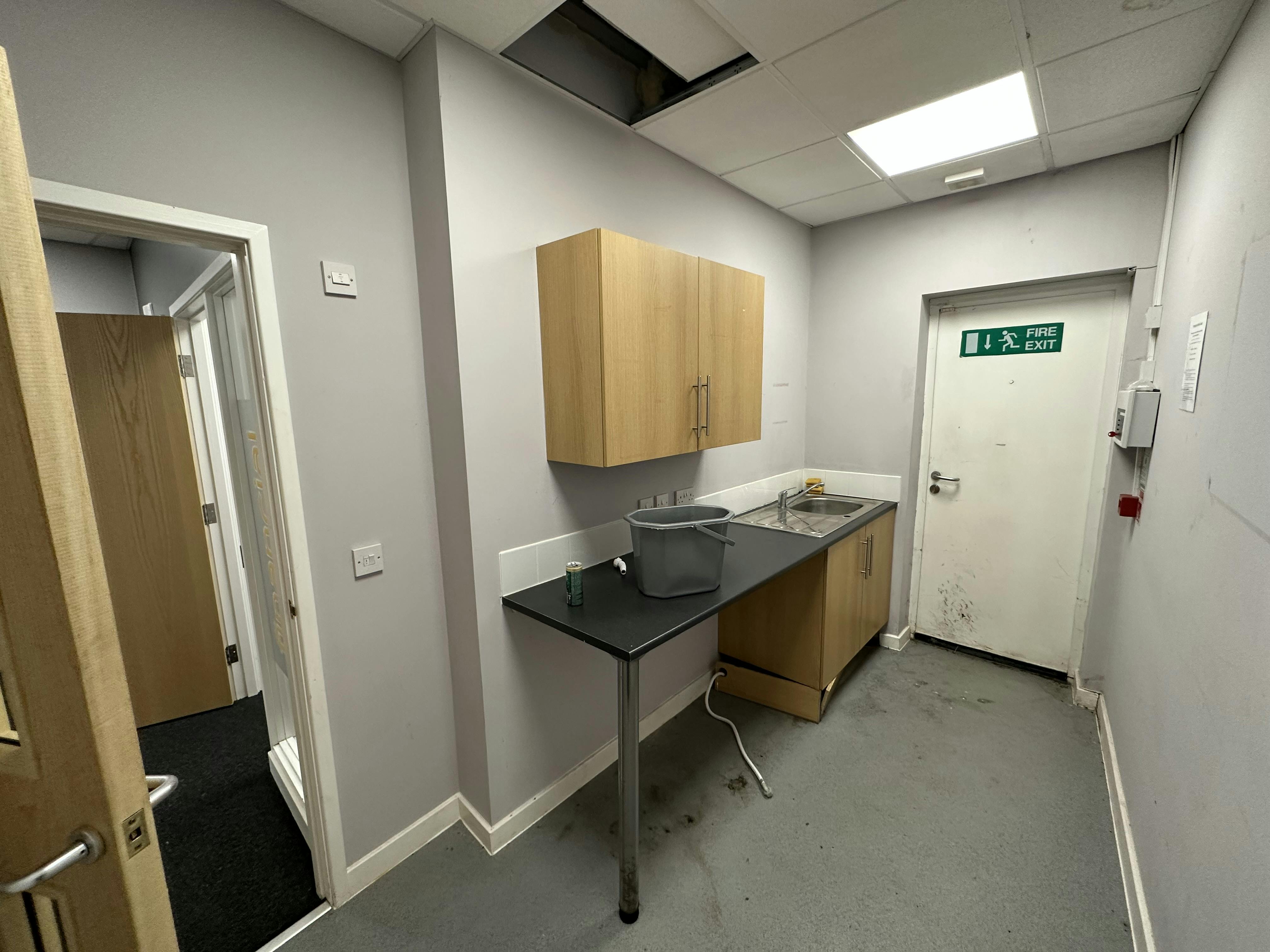 36-36A Mill Street, Macclesfield, Retail To Let - IMG_4080.jpeg