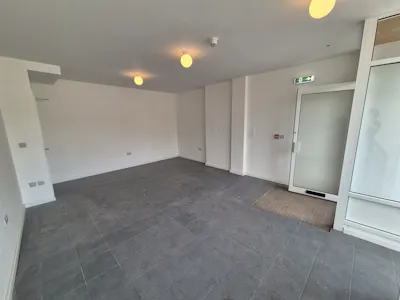 64 & 66 Buxton Road, Stockport, Office / Retail To Let - 20260622_131008.jpg