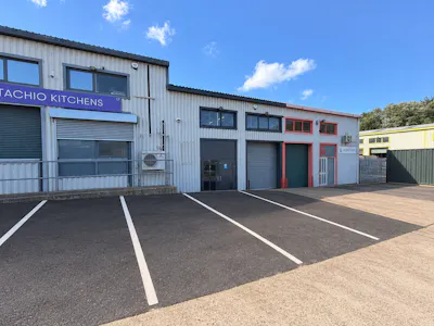 Unit 16, Southend-on-Sea, Industrial To Let - 79a89089-4fe3-475d-86b0-879f53da3317.png