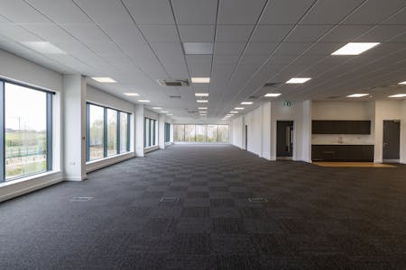 Unit 4, AIR Heathrow, Feltham, Industrial / Warehouse To Let - Eighty_Wrenbridge_AIR_0121.jpg