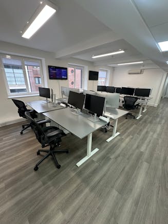 Part 3rd Floor, 15-16 Brook's Mews, London, Office To Let - IMG_8500.jpeg