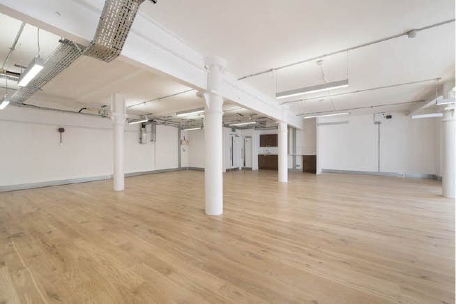 Phoenix Brewery, 13 Bramley Road, Notting Hill, Office To Let - Phoenix Brewery W10 Nottting Hill Office Interior_22.jpg