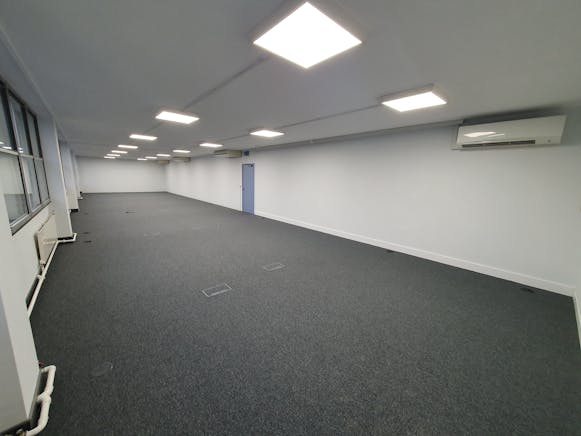 Suite 1F, Westmead House, Farnborough, Offices To Let - 1 f .jpg