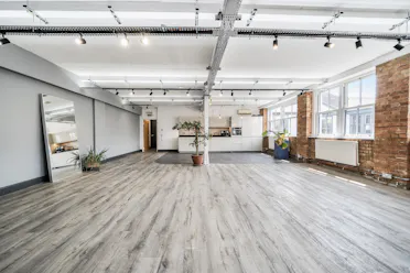 Canonbury Yard Canonbury Business Centre, London, Offices To Let - 1483911-20-6a3e6b3288538.jpg - More details and enquiries about this property