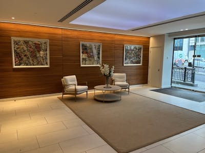 6 New Bridge Street, London, Office To Let - Main building reception