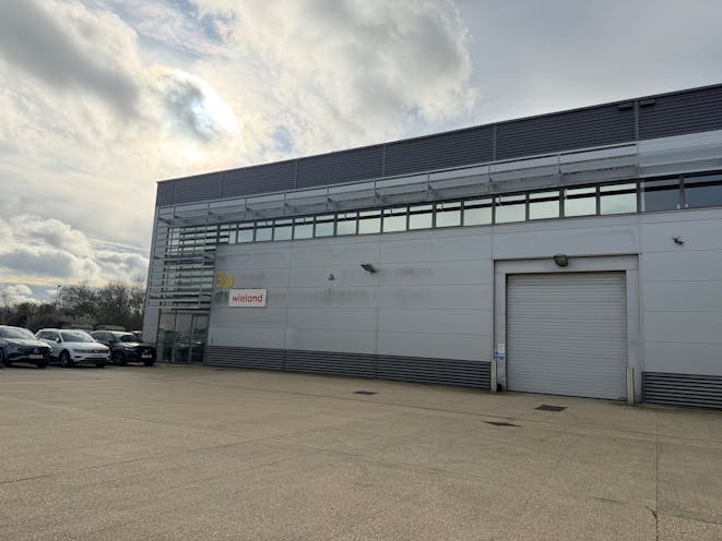Units 3a Transigo, Thatcham, Industrial / Warehouse To Let - 1.jpg