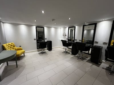 8 The Crescent, Spalding, Retail To Let - IMG_1457.jpg