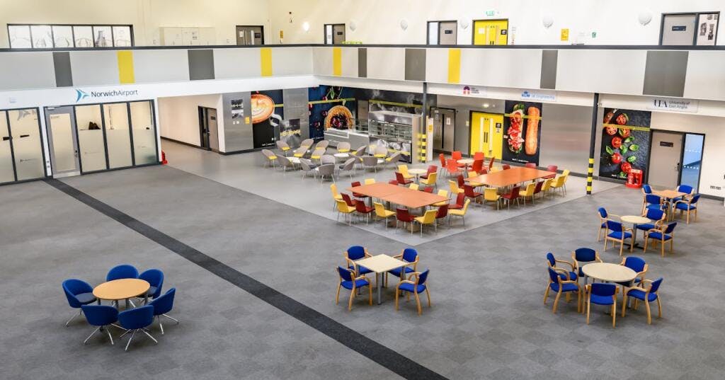 Anson Road, Hangar 5