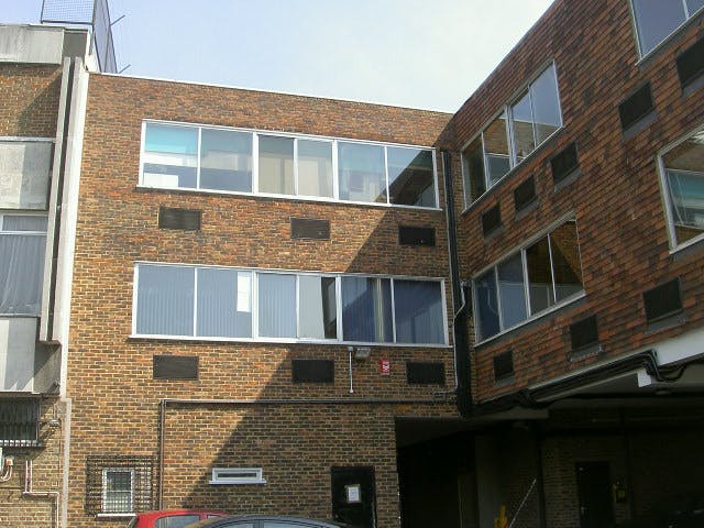 Office in Ashford - photo 2