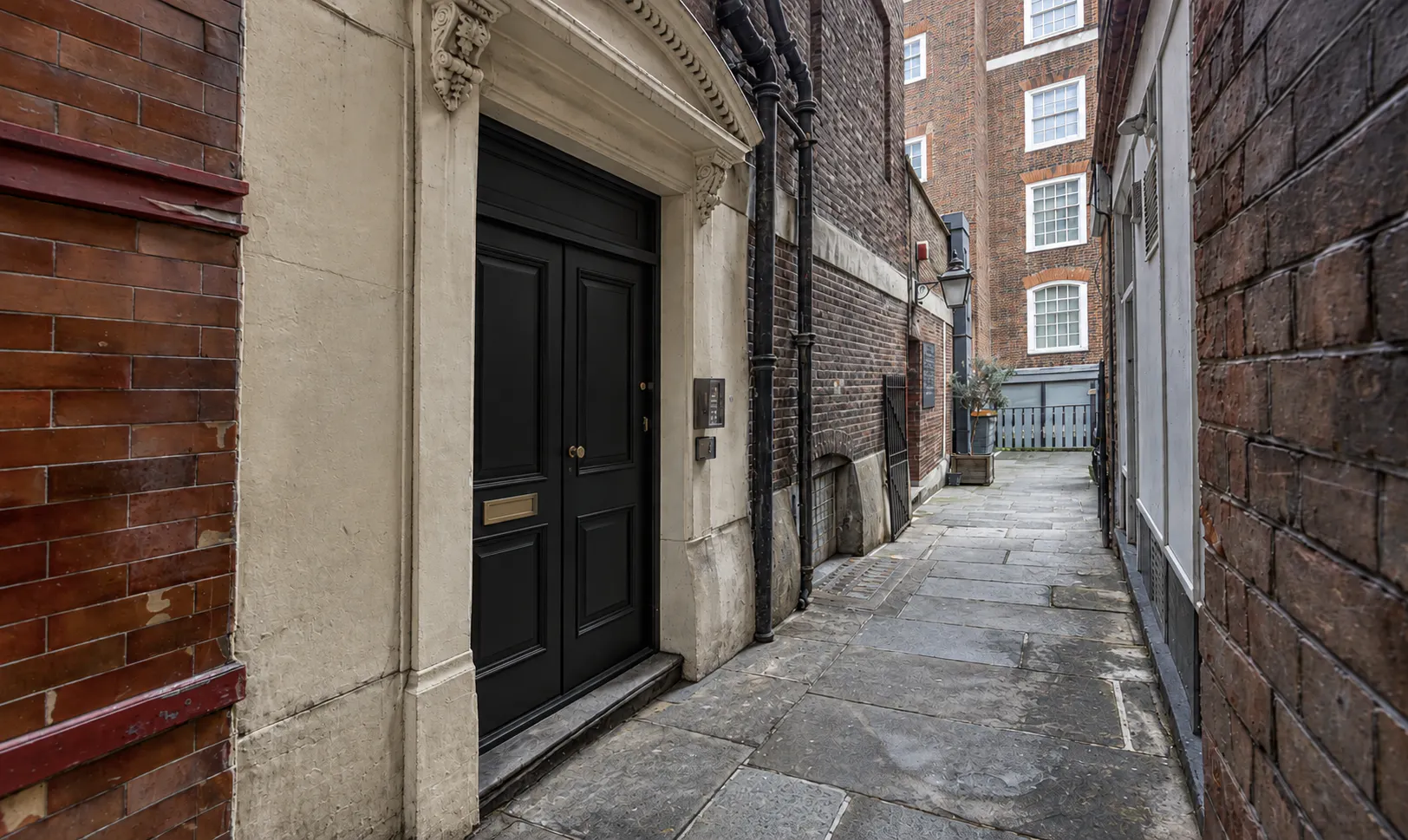 1 Hare Place / 47 Fleet Street, London, Offices To Let - 47 Fleet Street External.png