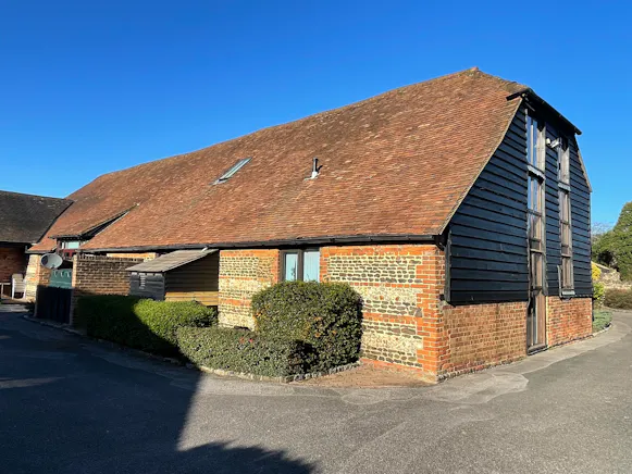 Old Barn & Malthouse, Farnham, Offices Lease Assignment - IMG_4072.jpg