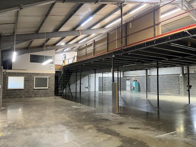 Unit 3, Lincoln, Light Industrial To Let - 8.jpg