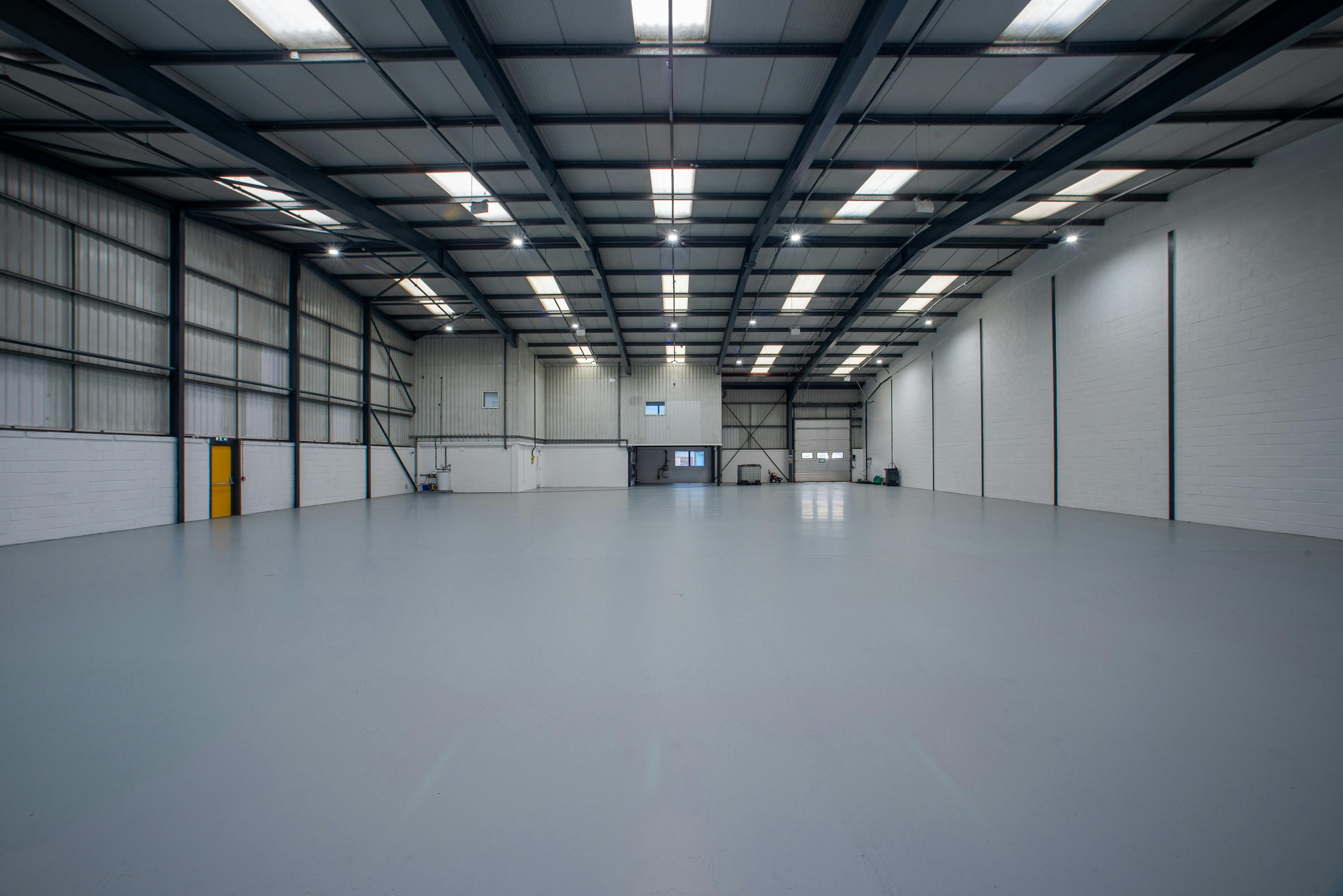 Industrial Unit in Waterlooville - photo 3