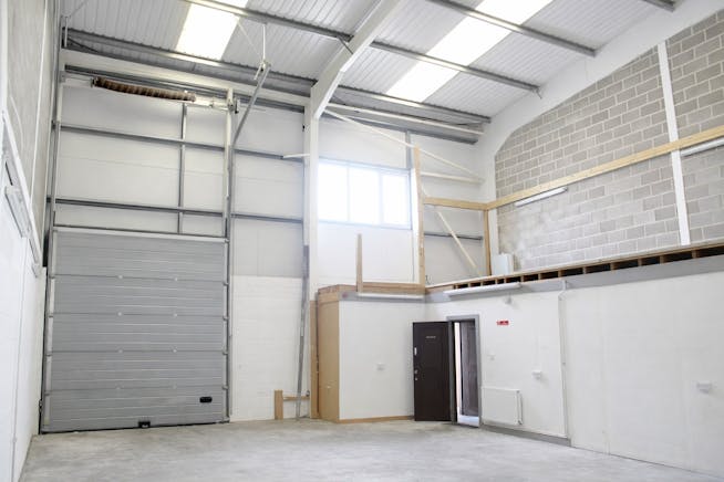 Unit 9 RO24, Harlow, Industrial To Let - ChatGPT Image Apr 7, 2026, 12_38_00 PM.jpg