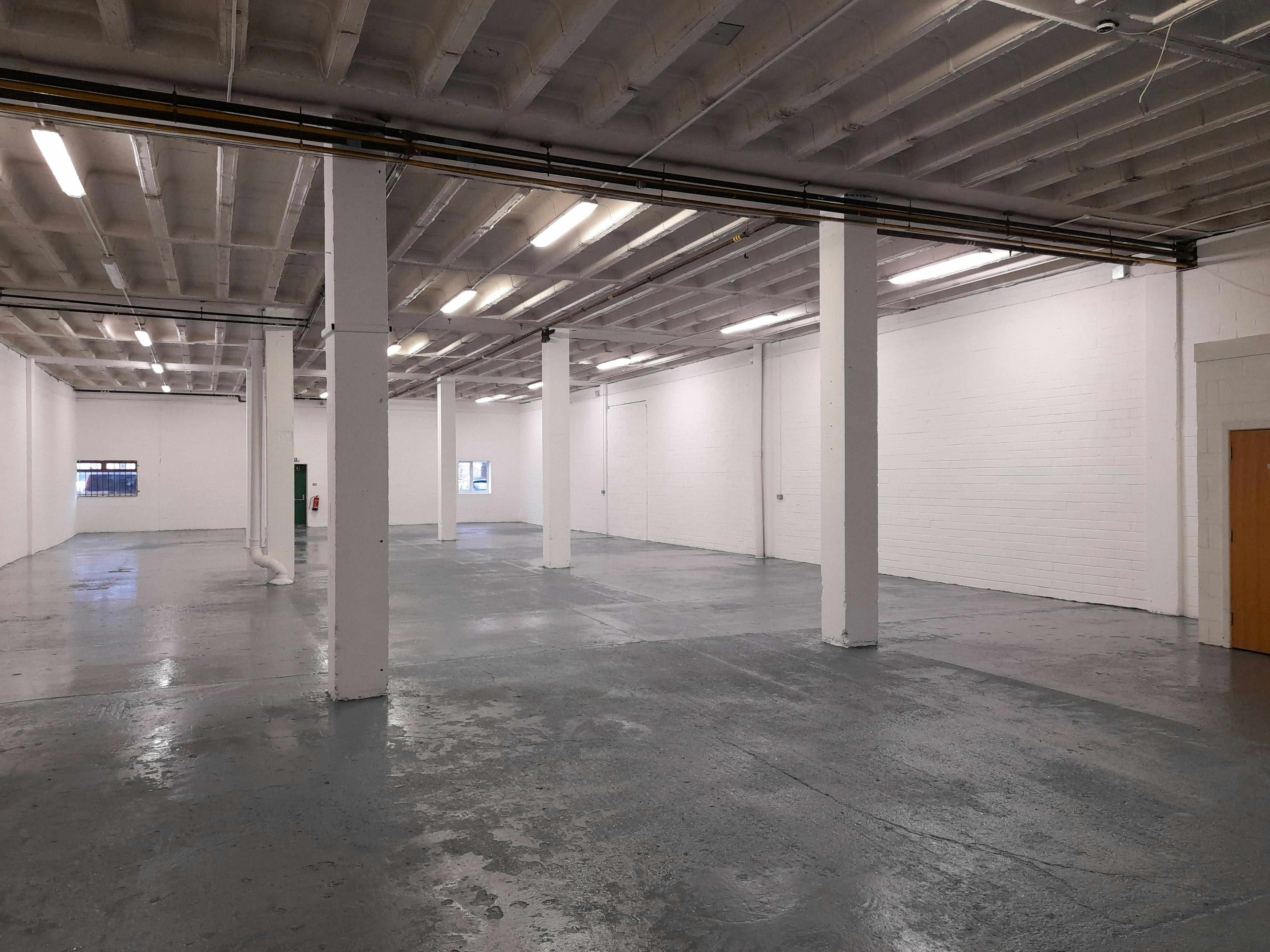 Unit B Consort House, Newbury, Industrial / Warehouse To Let - 20251020_112734.jpg