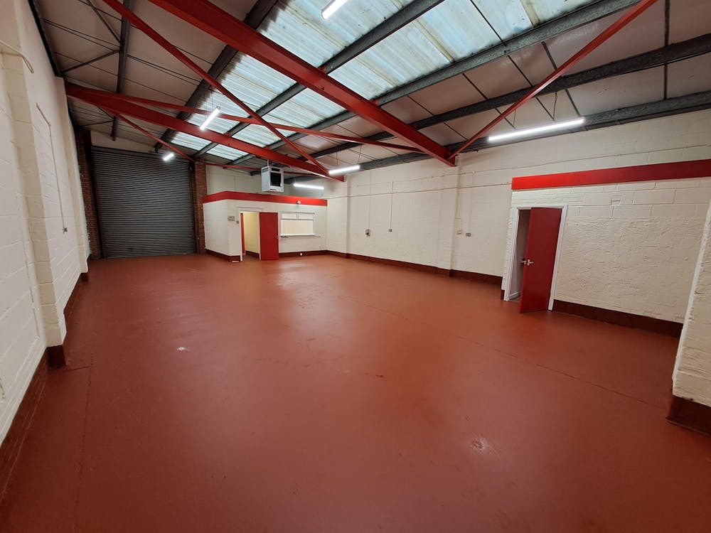 Delph Industrial Estate, Brierley Hill, Industrial To Let - 1000008116.jpg