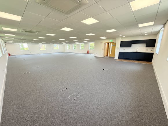 4240 Park Approach, Leeds, Office To Let - IMG_9513.jpg
