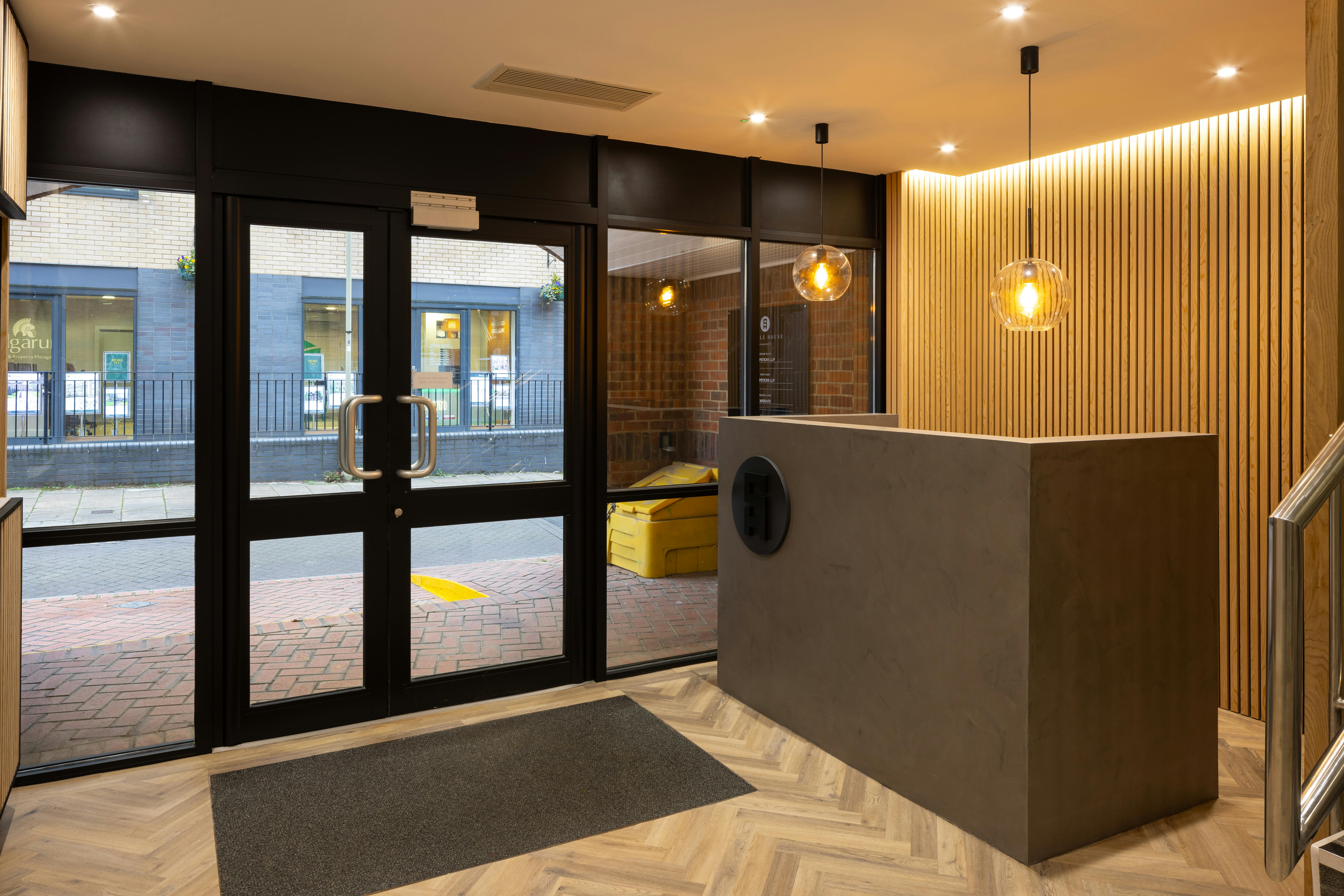 Office in Winchester - photo 2