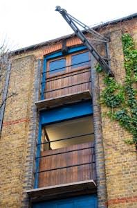 Albion Courtyard, London, Office To Let - Albion 4.jpg