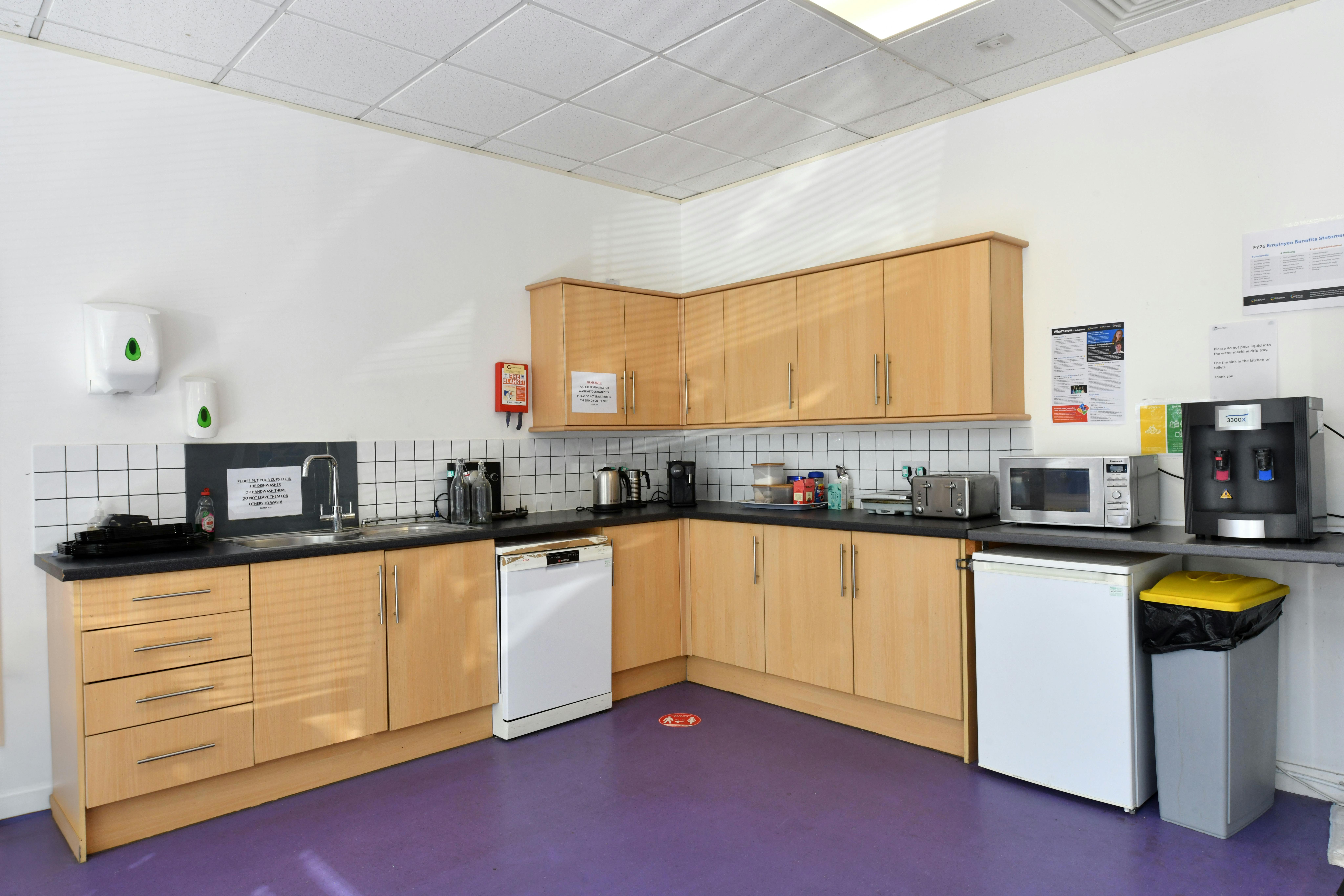 2 Europa View, Sheffield, Offices To Let / For Sale - DSC_80652.jpg