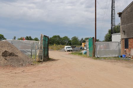 The Meadows Off Blanche Lane, South Mimms, Open Storage To Let - IMG_9987.JPG