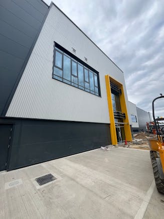 INTER, Tewin Road, Welwyn Garden City, Hertfordshire, Warehouse & Industrial To Let - original9D63852ADD1D441EBB1DAF97767C1132.jpeg