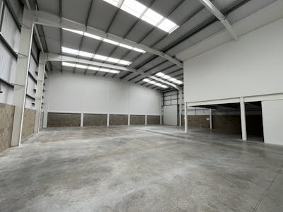 Unit 10, Halo Business Park, Orpington, Industrial To Let - IMG_6465.jpeg