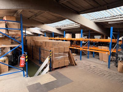 The Warehouse, Aylesbury, Industrial To Let - 20260428_143429000_iOS 6.jpg