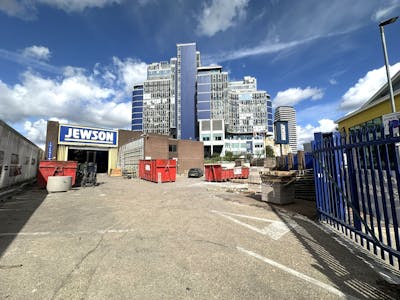 36 Lombard Road, Battersea, Industrial / Leisure To Let - IMG_2885.JPEG