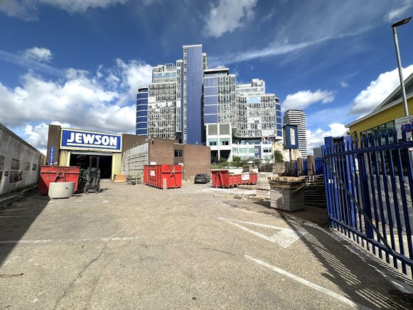 36 Lombard Road, Battersea, Industrial / Leisure To Let - IMG_2885.JPEG