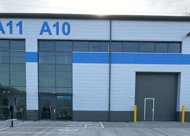 Unit A10, Logicor Park, Dartford, Industrial To Let - Logicor Unit A10 front.jpg