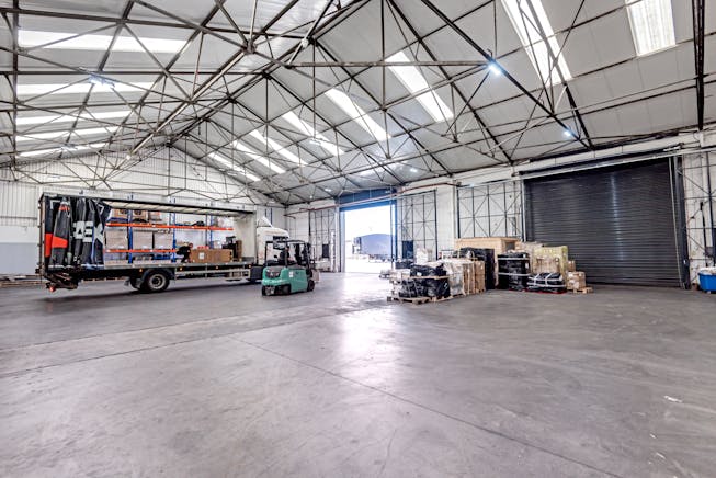 9 Clark Street, Clark Street, Paisley, Industrial To Let - Internal 1.jpg
