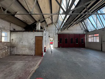 175 Walnut Tree Close, Guildford, Industrial / Light Industrial / Open Storage To Let - 1000072260.jpg