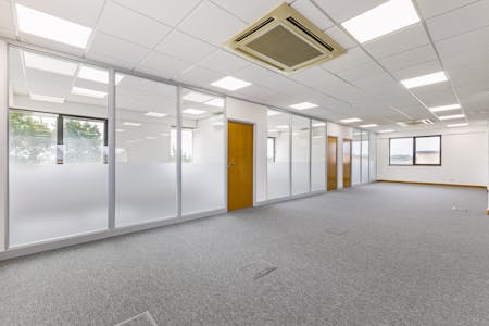Unit 2, Bell Business Park, Aylesbury, Office To Let - 96419_2BellBusinessParkSmeatonClose  24.jpg